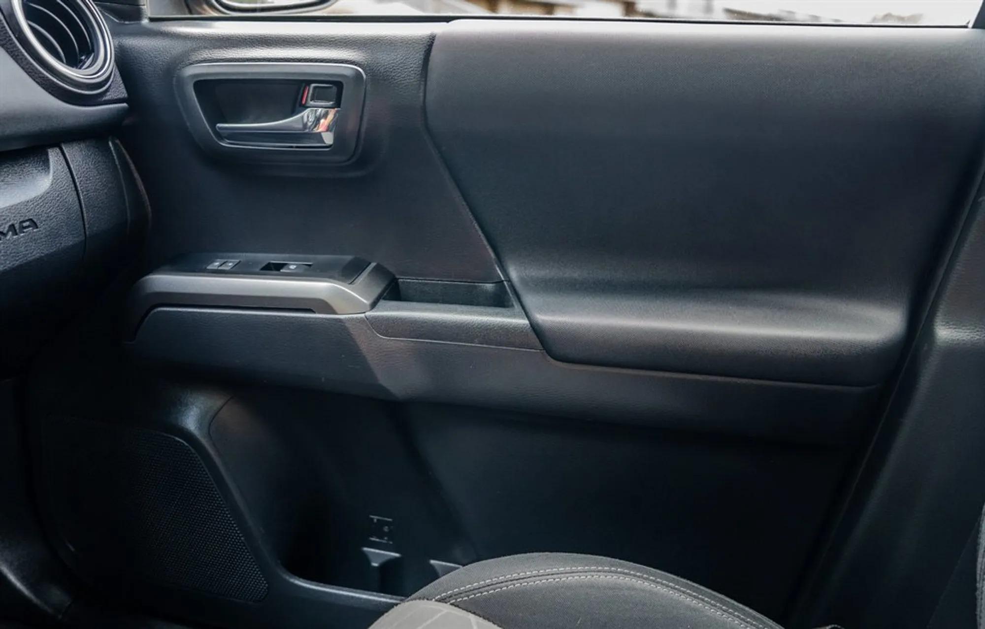 2023 Toyota Tacoma TRD Off-Road