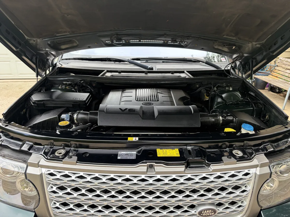 2012 Land Rover Range Rover HSE Lux
