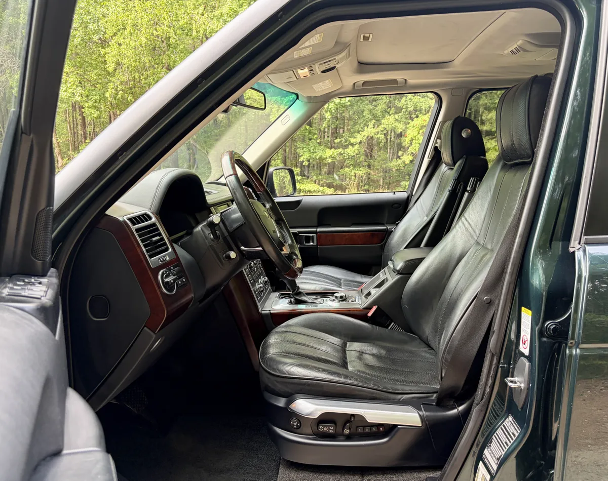 2012 Land Rover Range Rover HSE Lux
