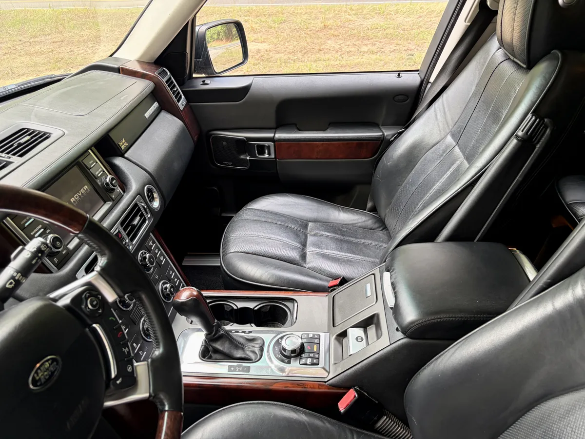 2012 Land Rover Range Rover HSE Lux
