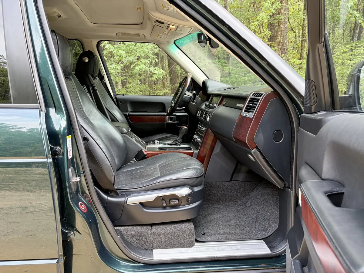 2012 Land Rover Range Rover HSE Lux