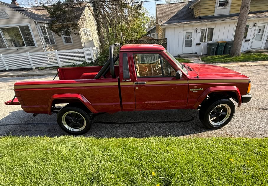 1988 Jeep Comanche Pioneer Olympic Edition - 2