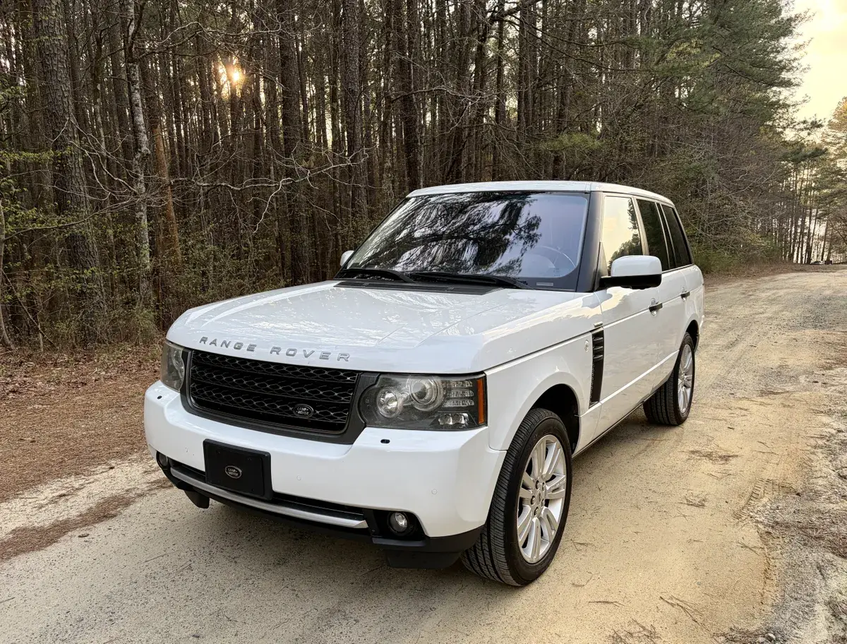 2011 Land Rover Range Rover HSE Luxury