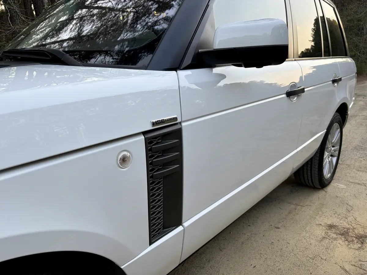 2011 Land Rover Range Rover HSE Luxury