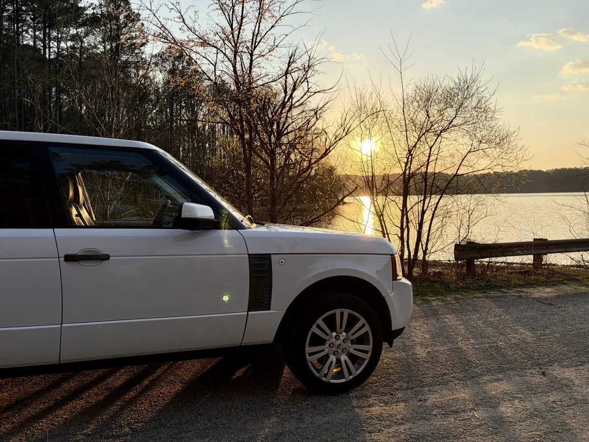 2011 Land Rover Range Rover HSE Luxury