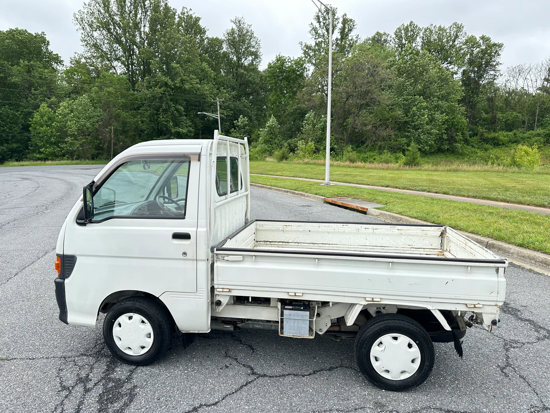 1997 Daihatsu HiJet Dump Truck 4WD