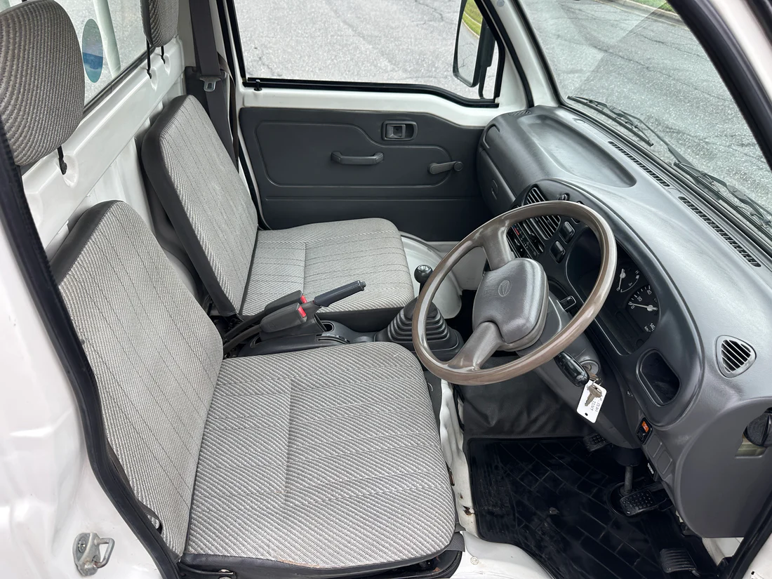 1997 Daihatsu HiJet Dump Truck 4WD