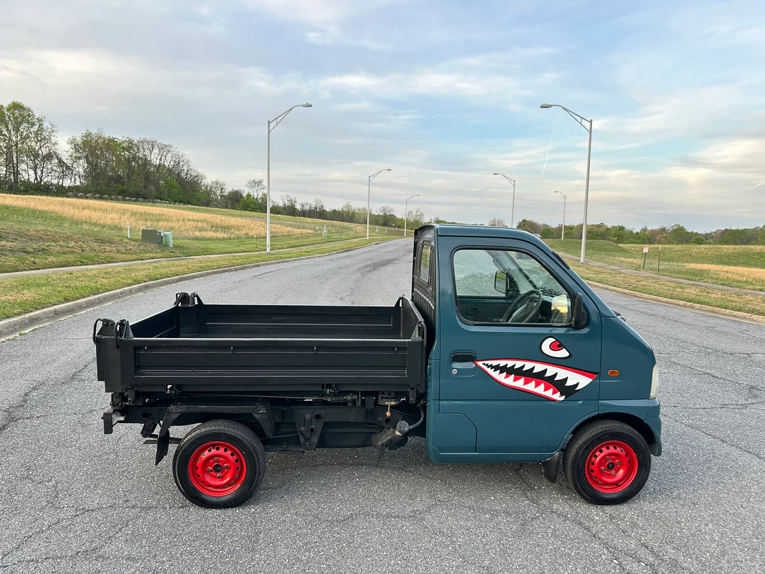 2000 Suzuki Carry 3-Way Dump Truck