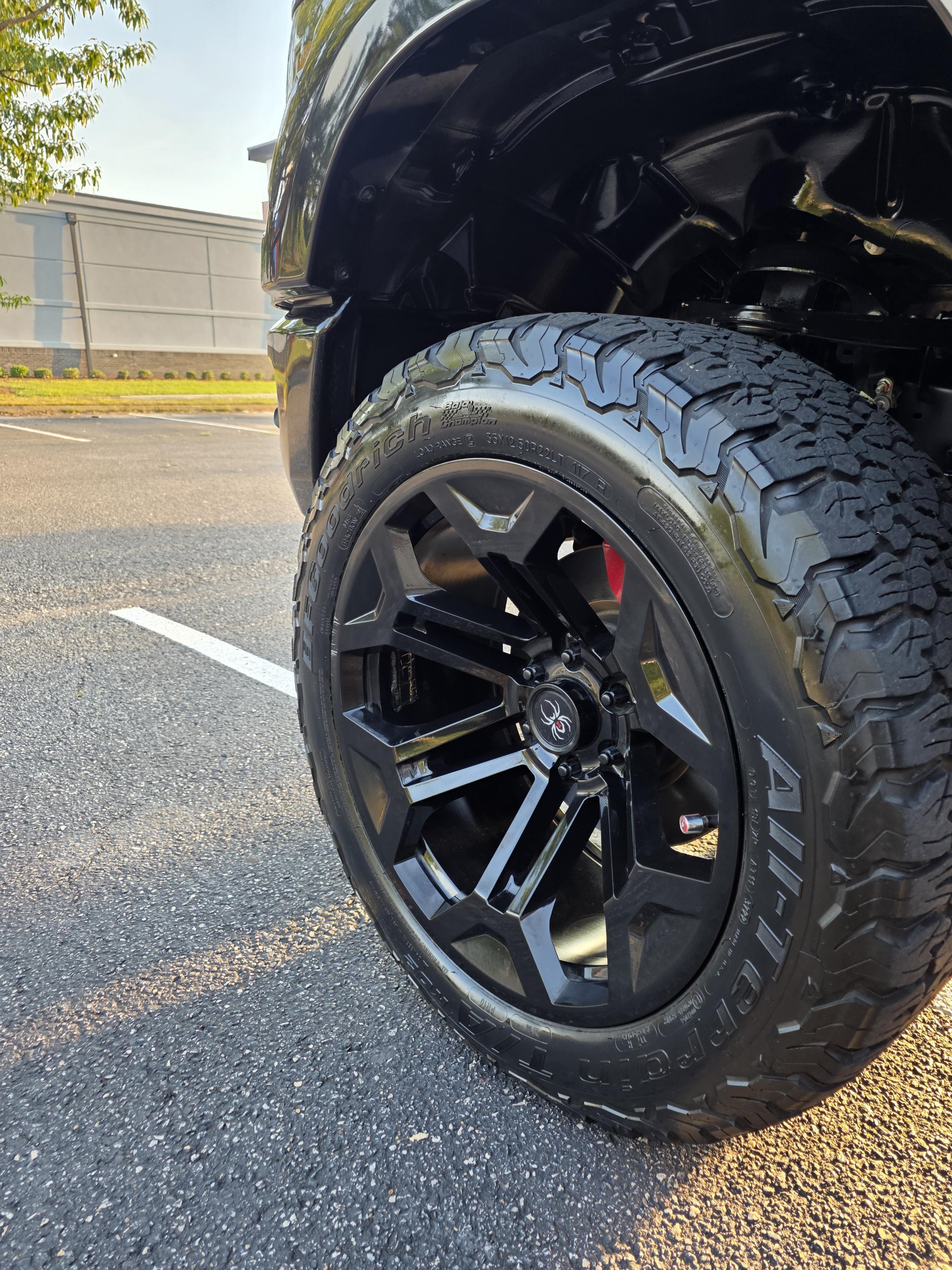 2022 RAM 1500 Big Horn Black Widow