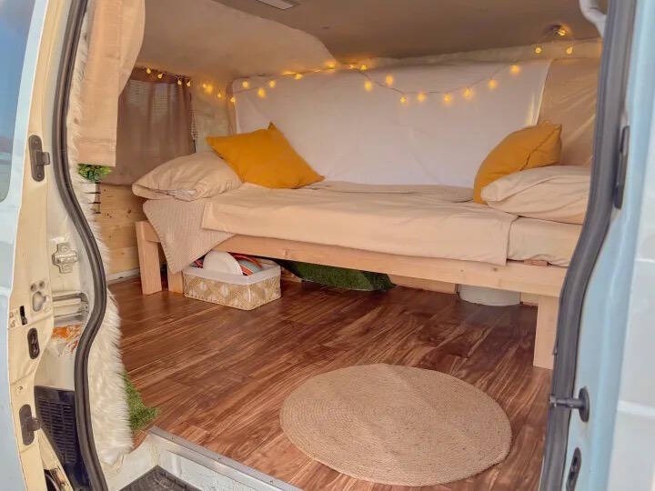 2005 Chevrolet Astro 4x4 Camper