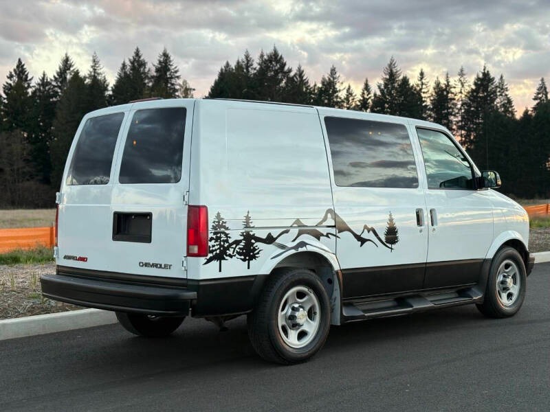 2005 Chevrolet Astro 4x4 Camper - 4