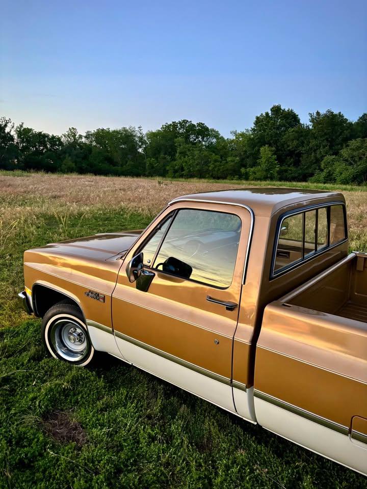 1985 GMC C1500 High Sierra Classic - 5