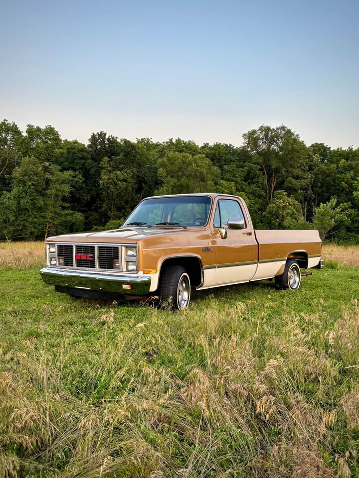 1985 GMC C1500 High Sierra Classic - 3