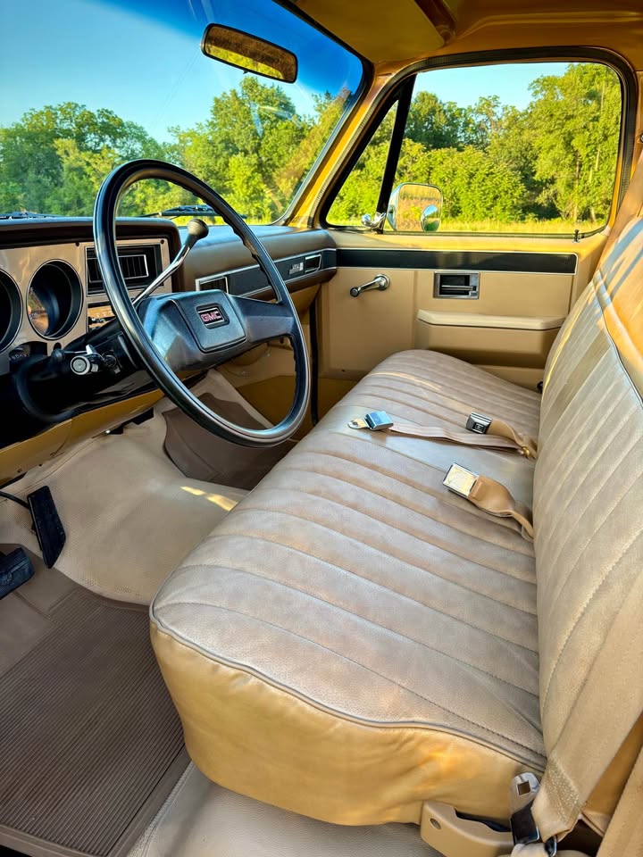 1985 GMC C1500 High Sierra Classic