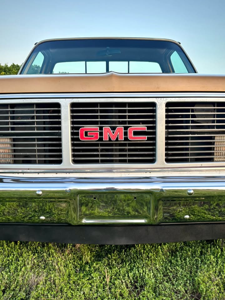 1985 GMC C1500 High Sierra Classic