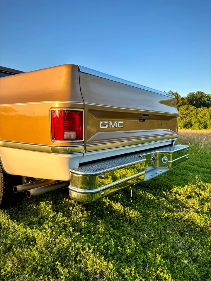 1985 GMC C1500 High Sierra Classic
