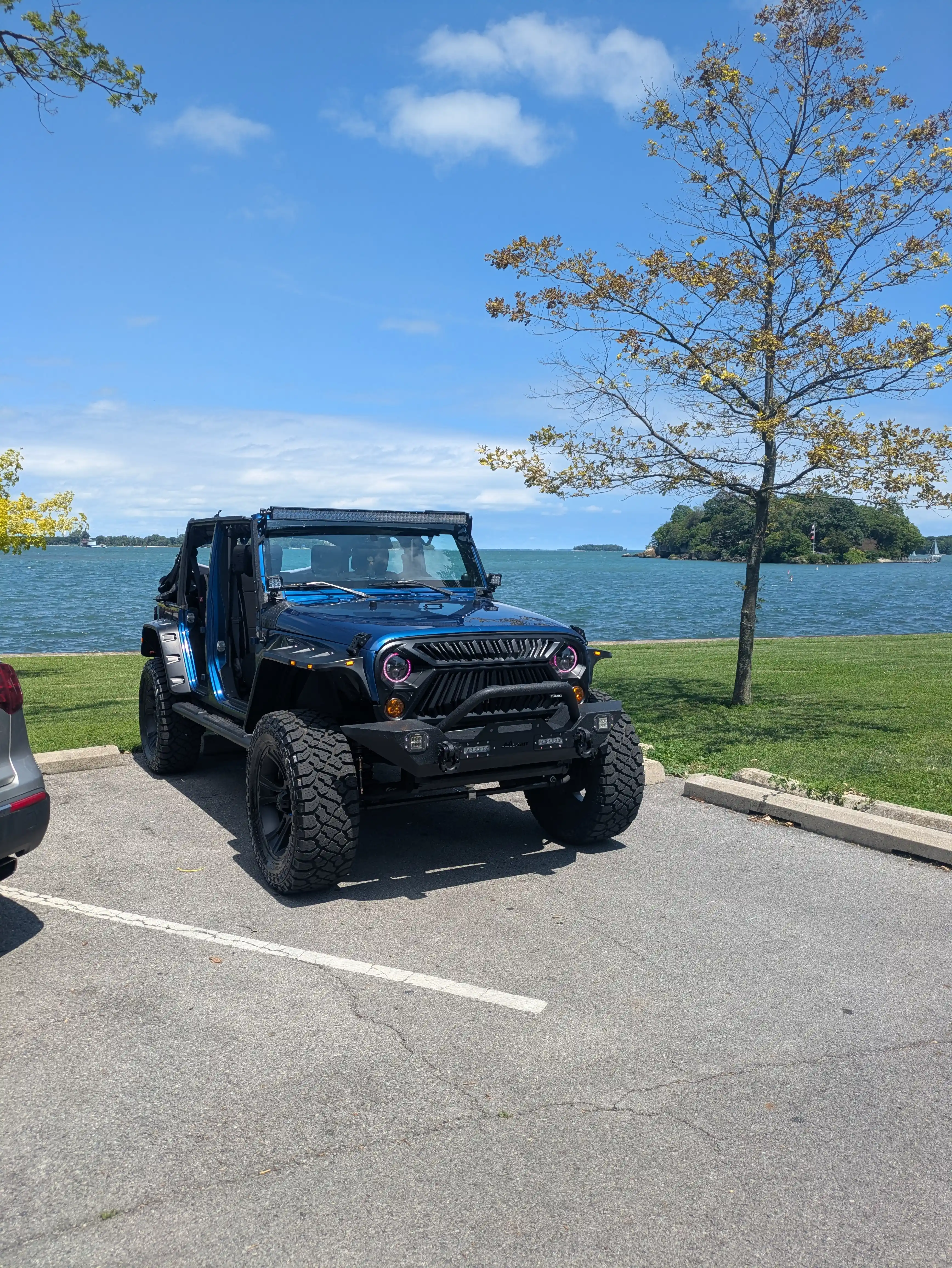 2010 Jeep Wrangler Unlimited Sport - 2