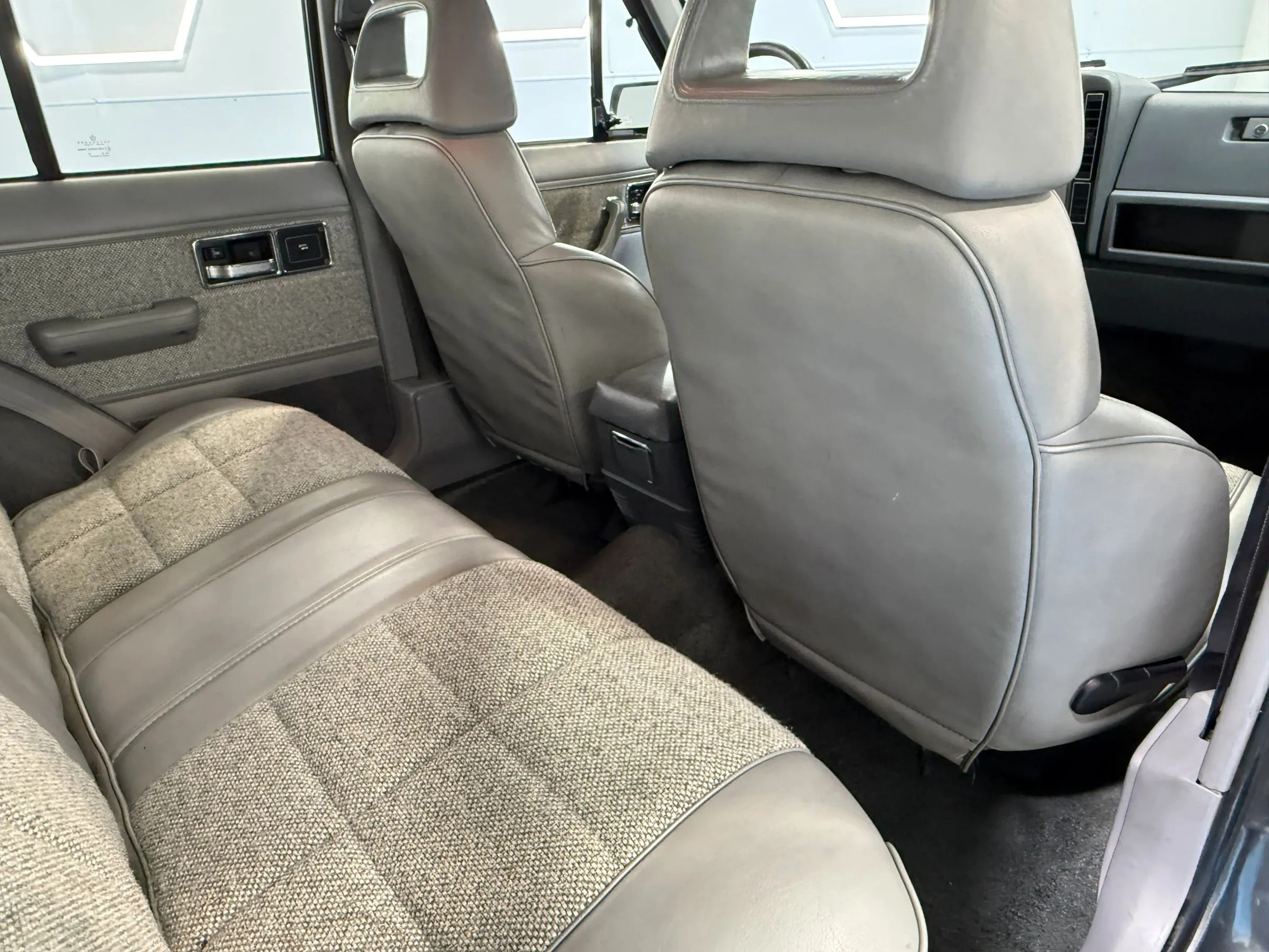 1990 Jeep Cherokee Laredo