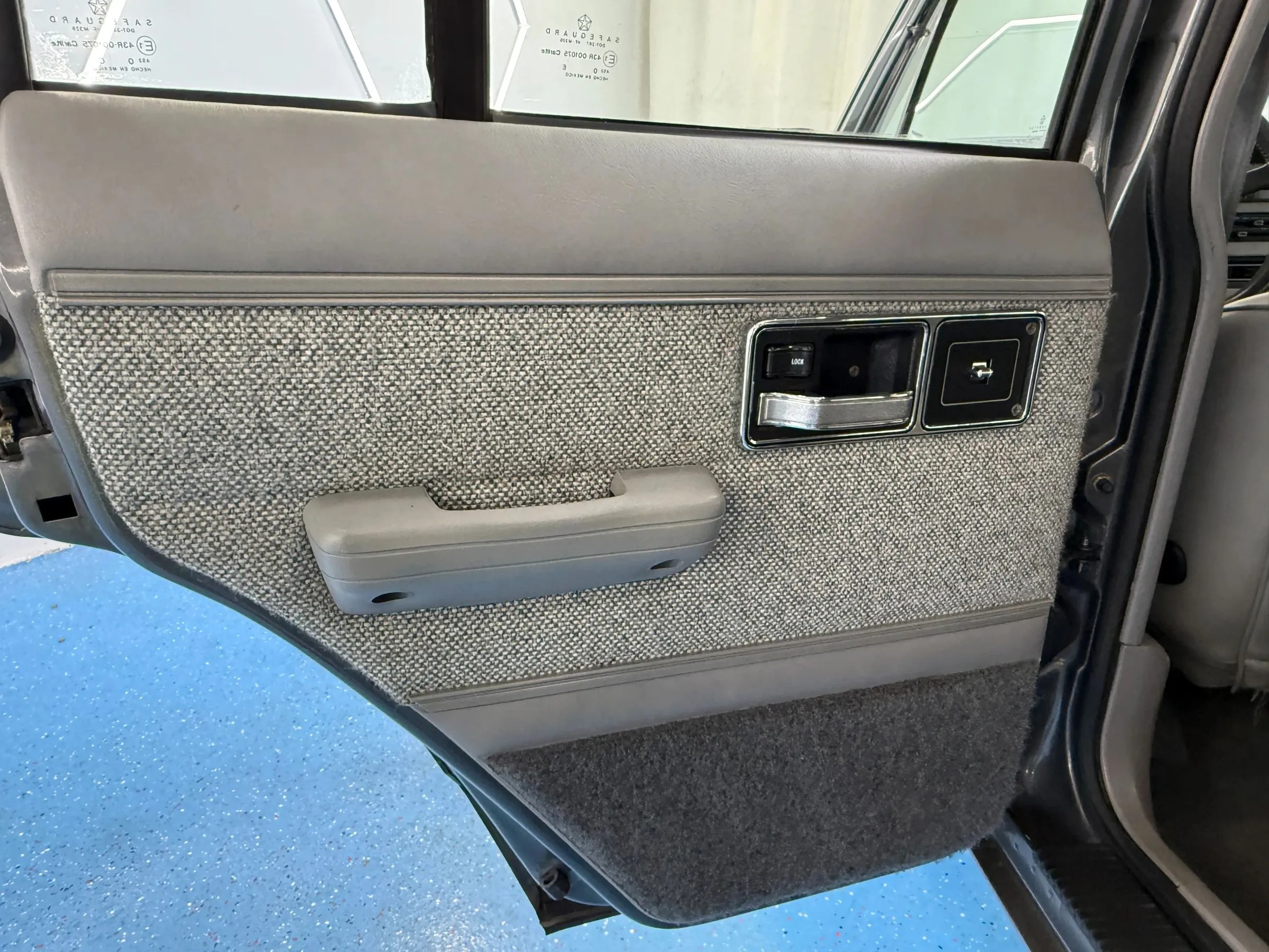 1990 Jeep Cherokee Laredo