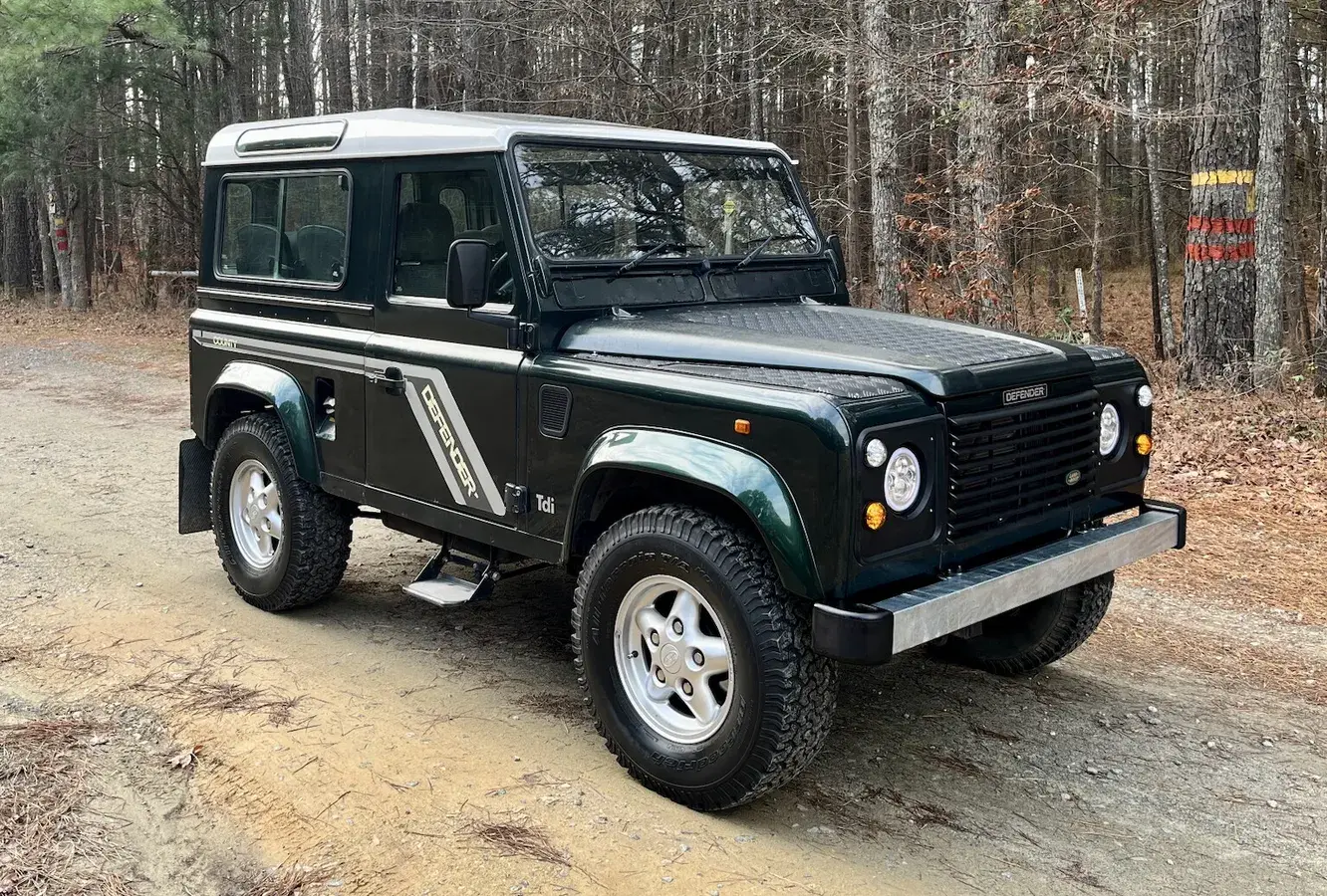  Land Rover Defender