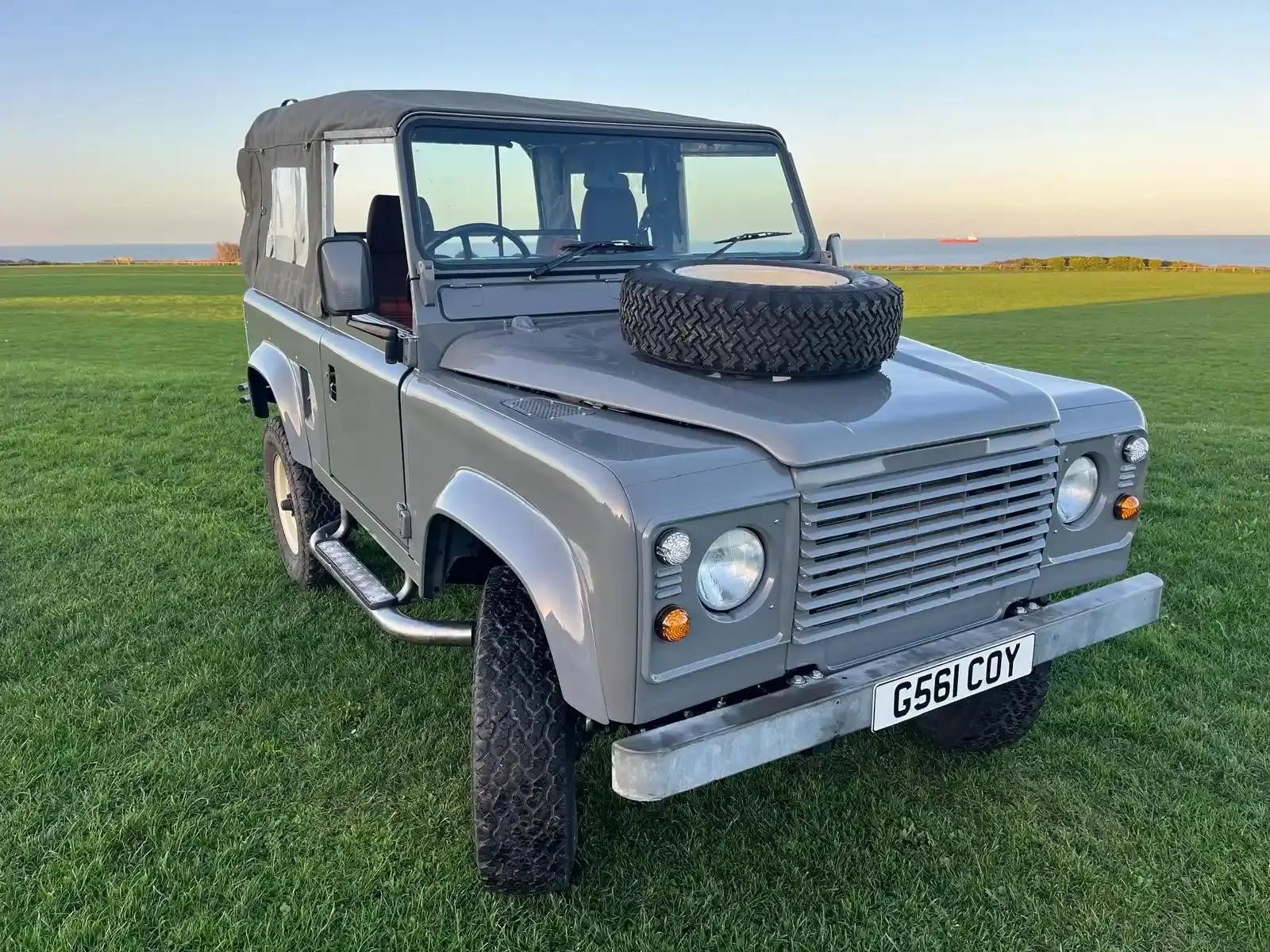 1990 Land Rover Defender 90