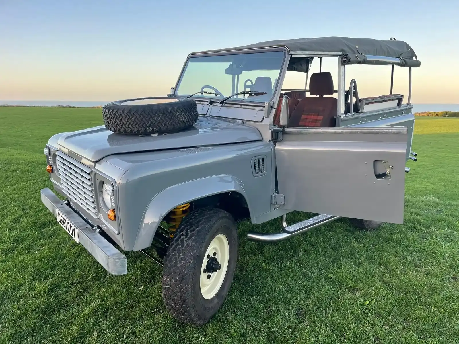 1990 Land Rover Defender 90