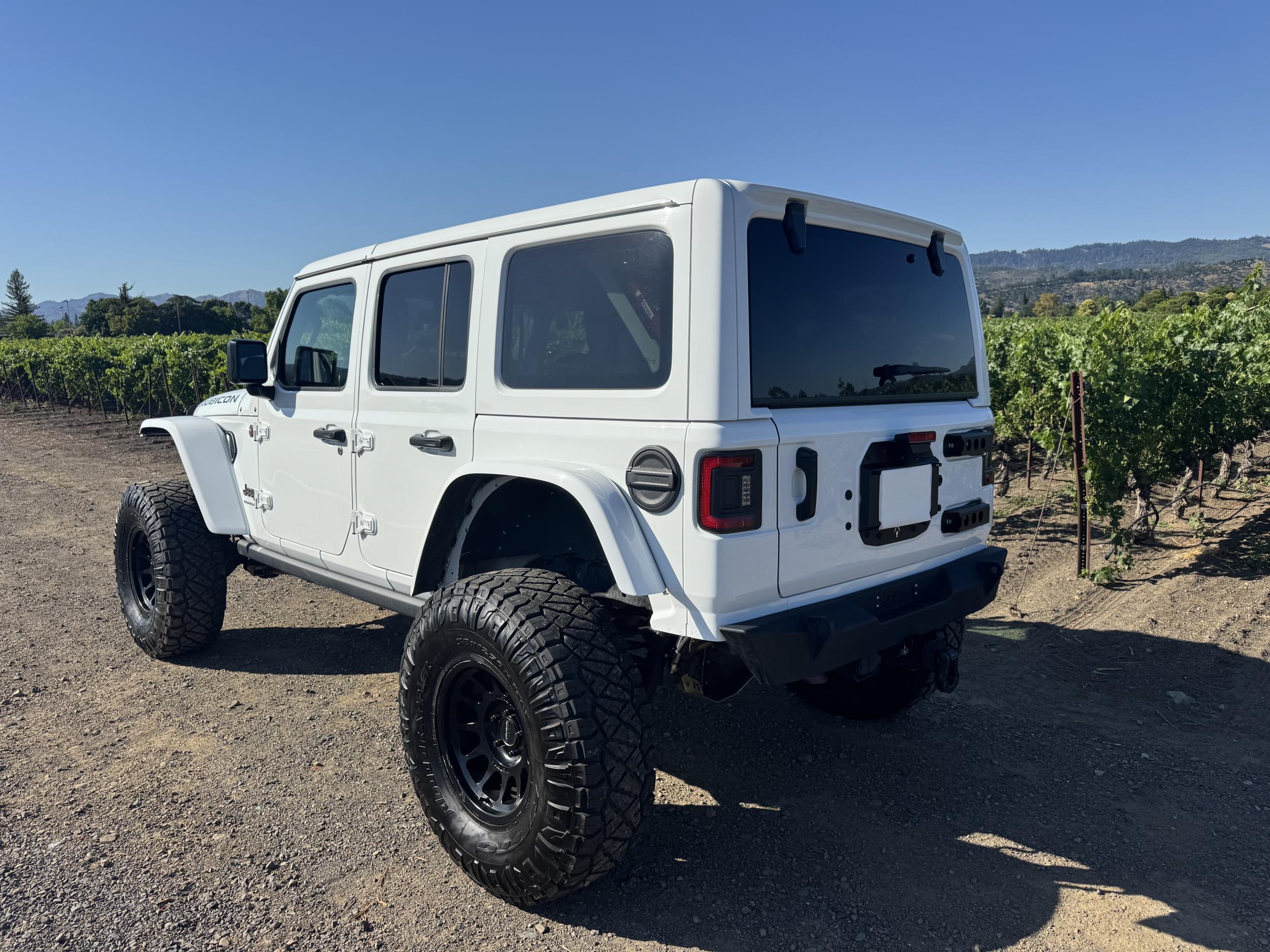 2023 Jeep Wrangler Unlimited Rubicon - 3