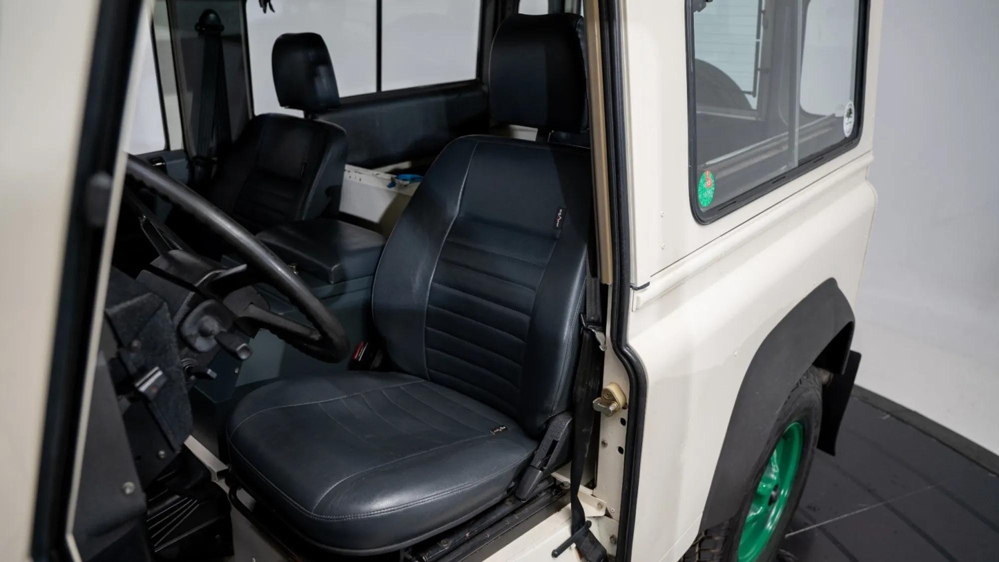 1988 Land Rover Defender 90