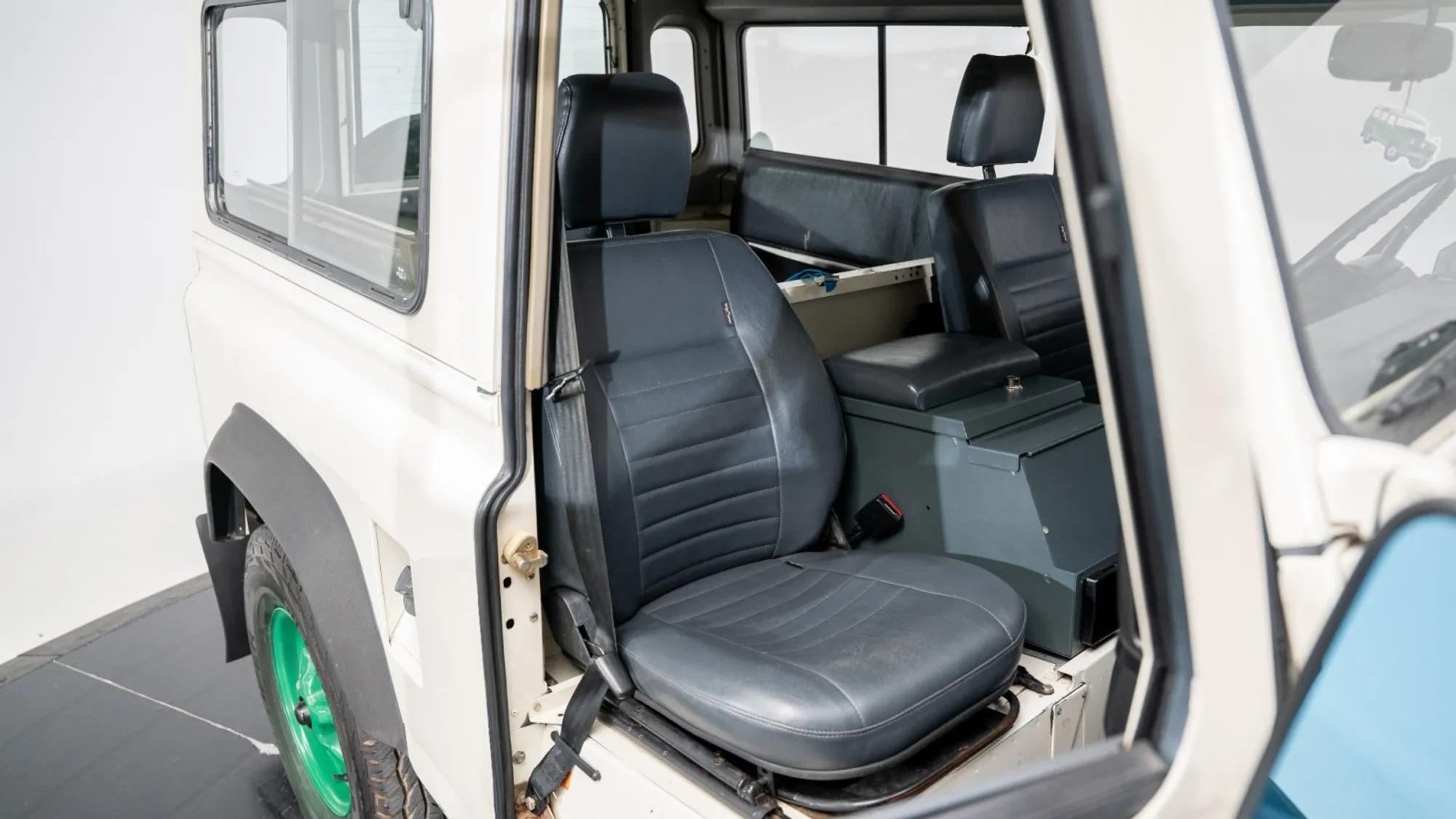 1988 Land Rover Defender 90