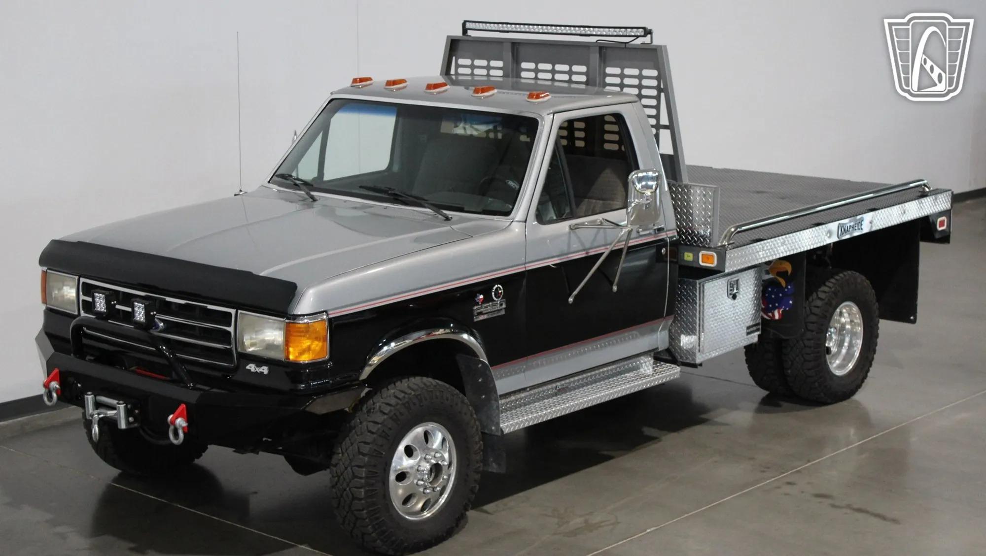 1991 Ford F-350 XLT Lariat