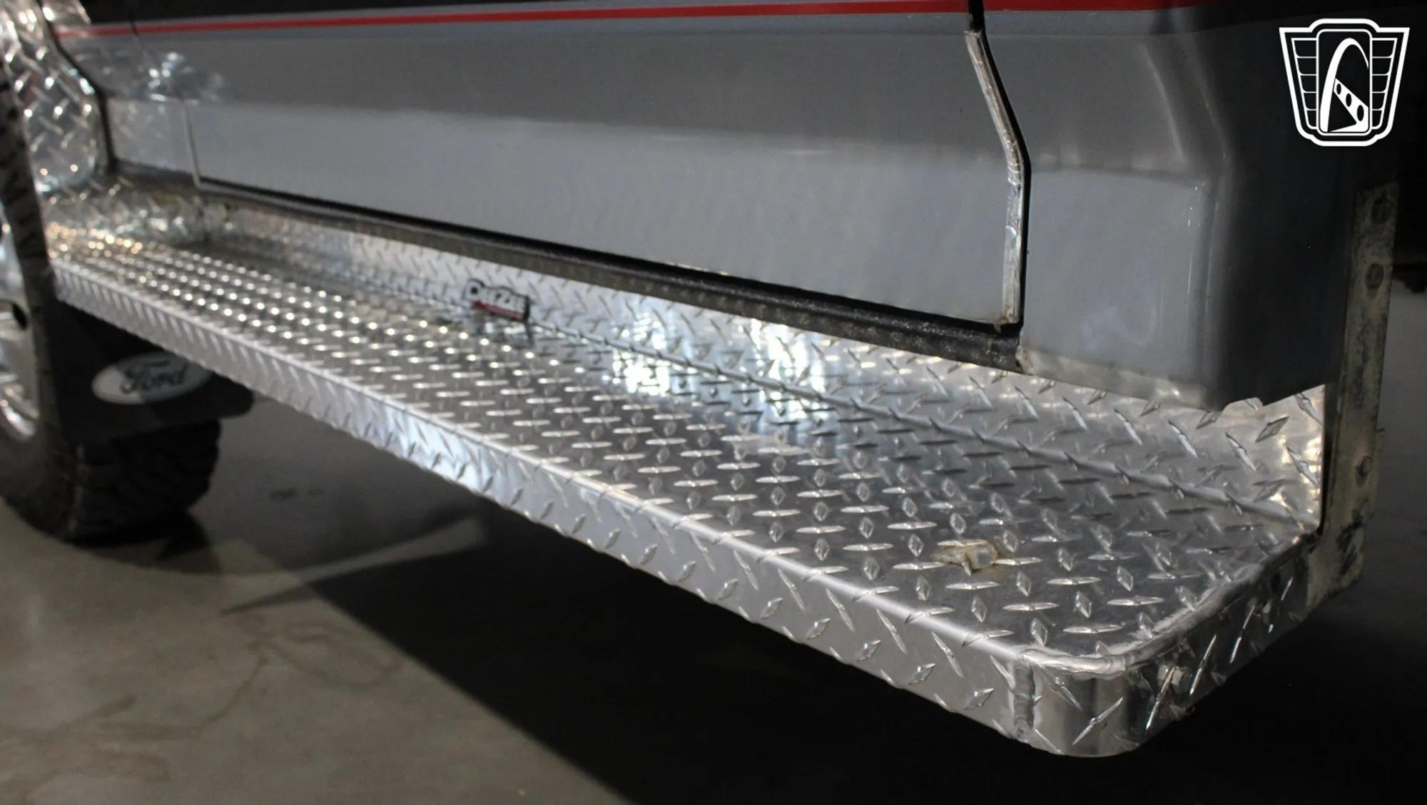 1991 Ford F-350 XLT Lariat