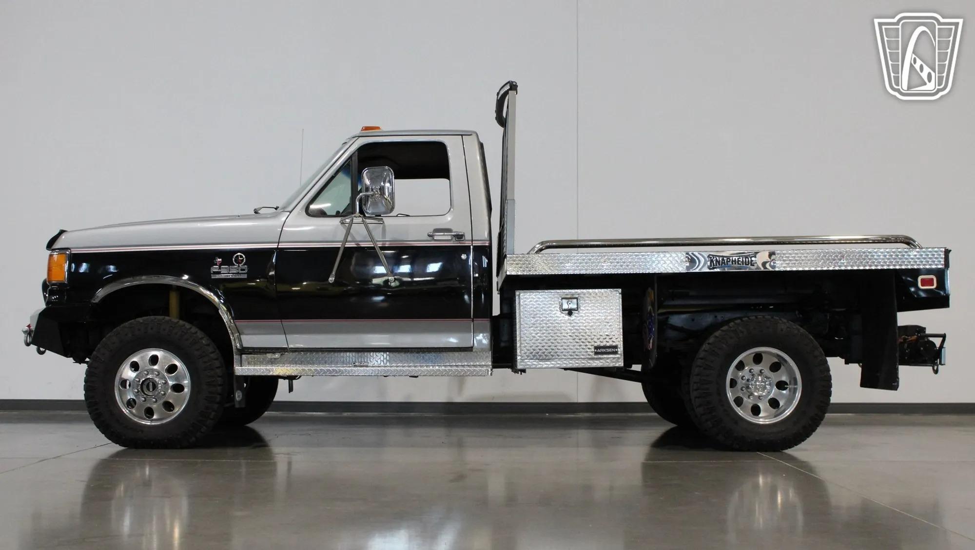 1991 Ford F-350 XLT Lariat