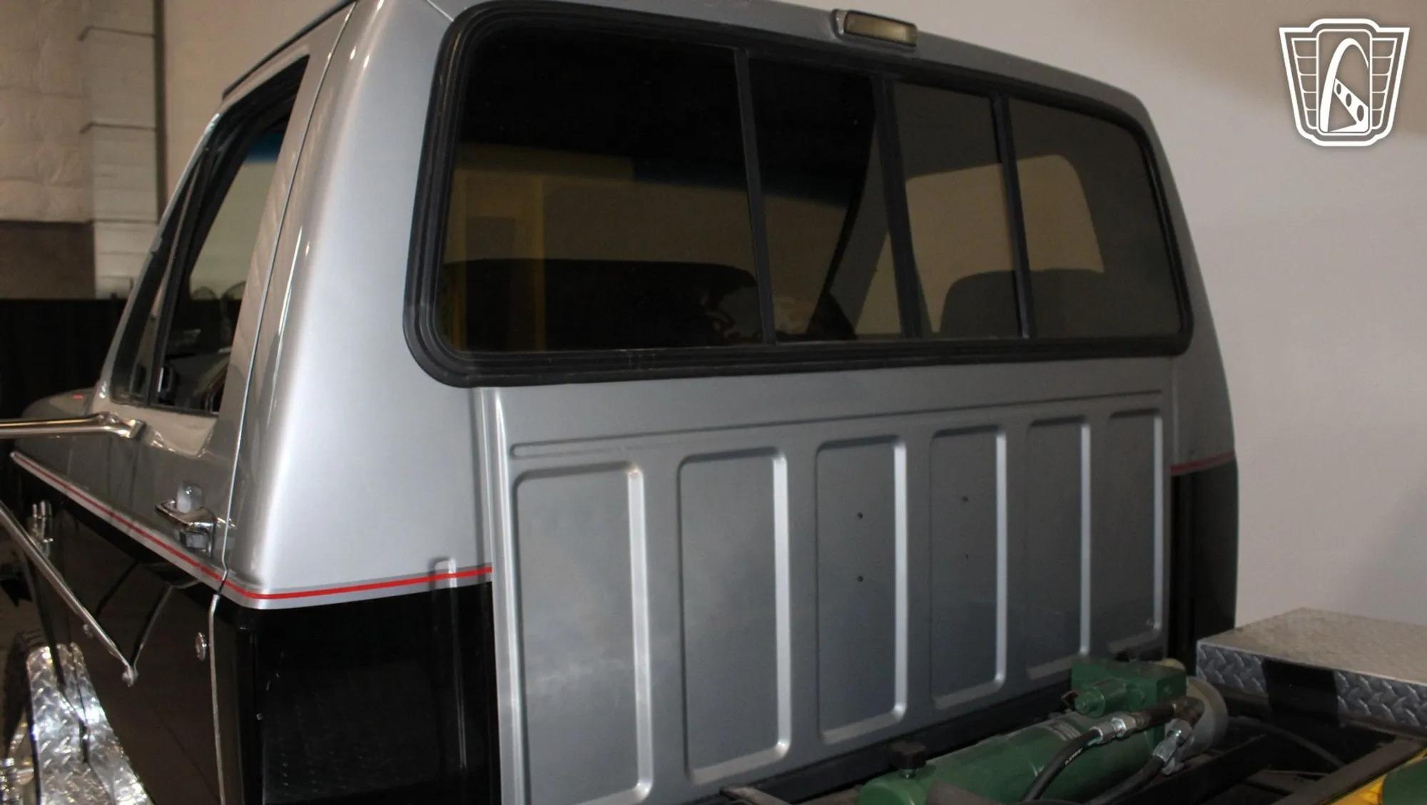 1991 Ford F-350 XLT Lariat