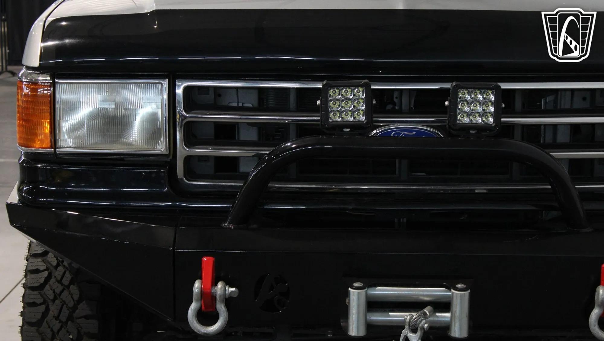 1991 Ford F-350 XLT Lariat