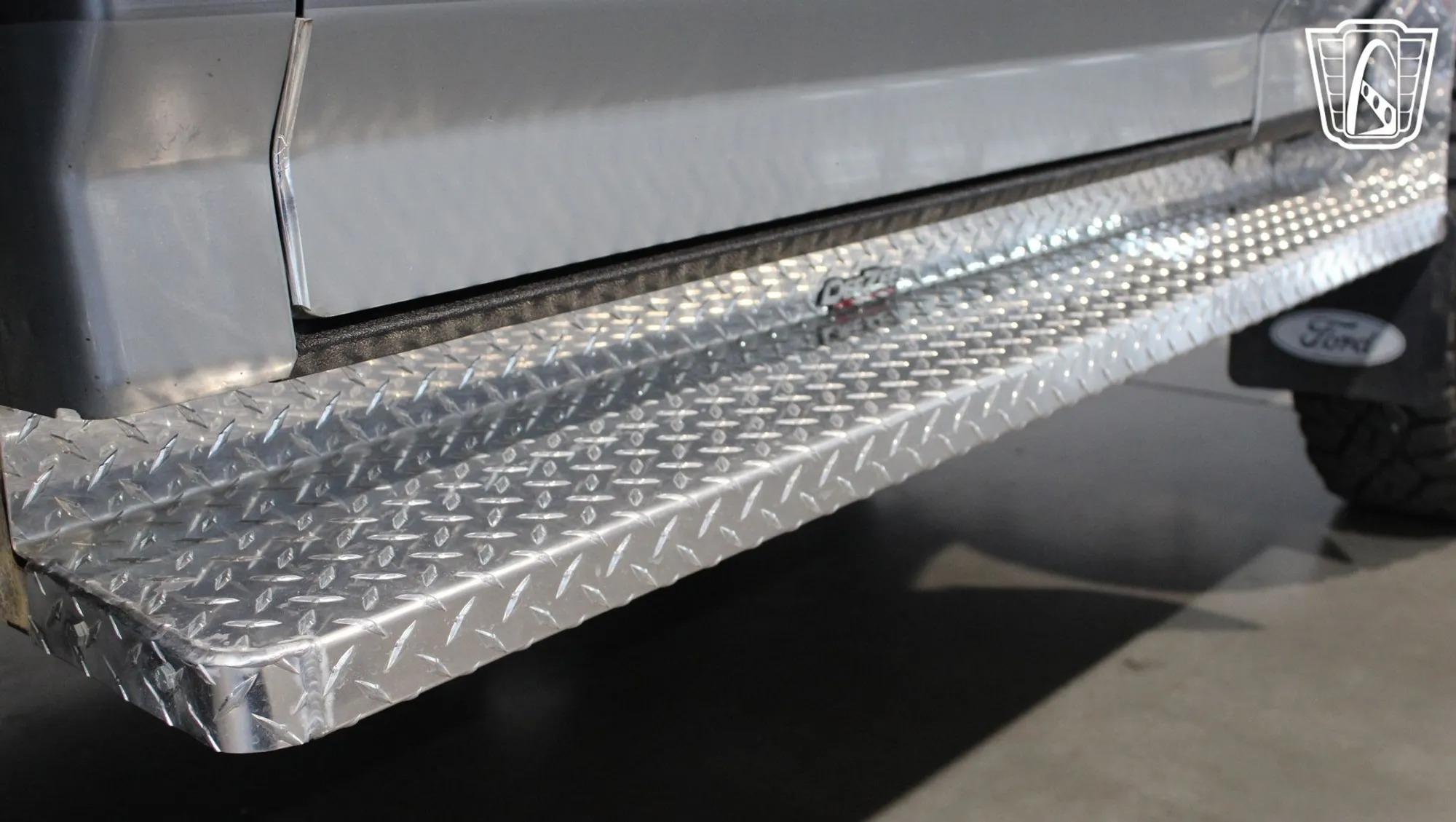 1991 Ford F-350 XLT Lariat