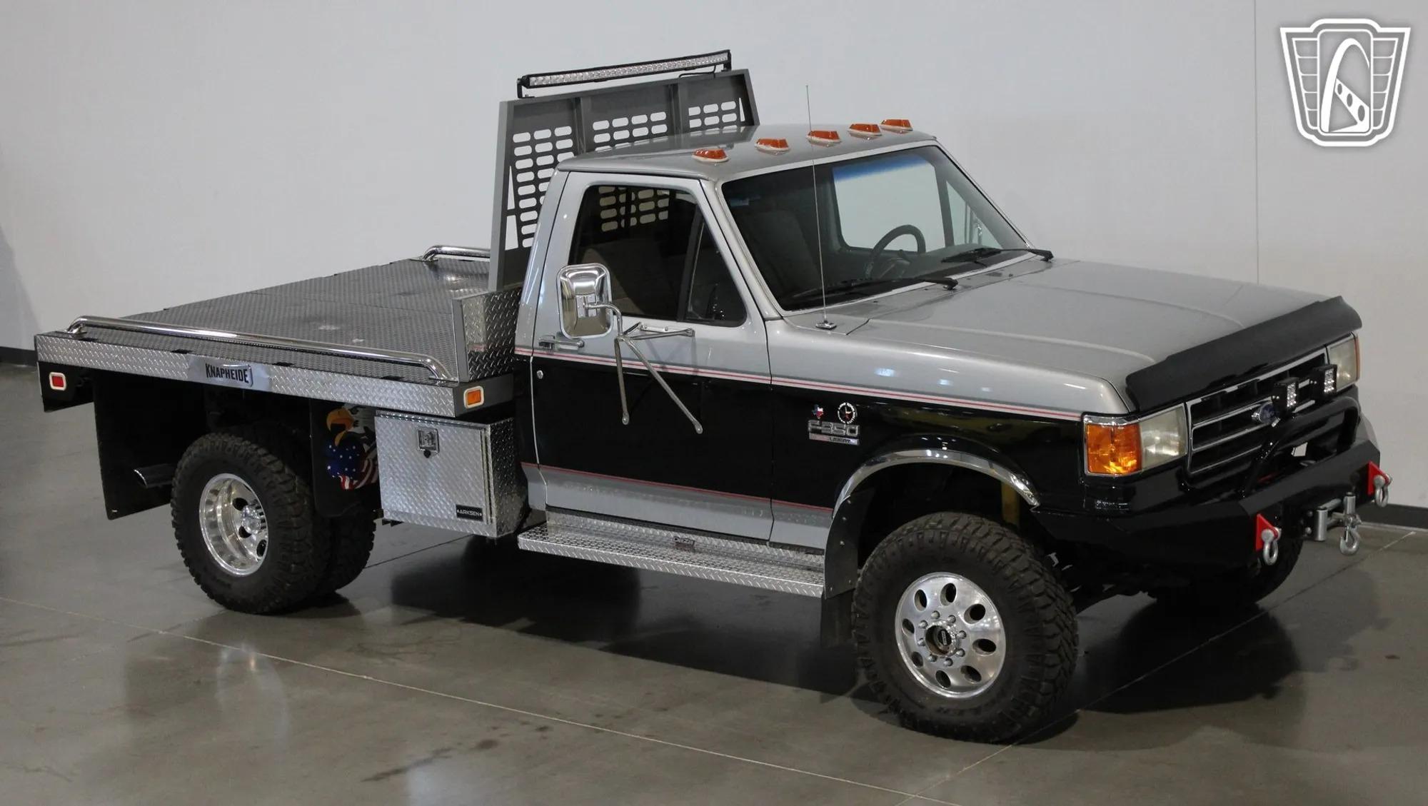 1991 Ford F-350 XLT Lariat