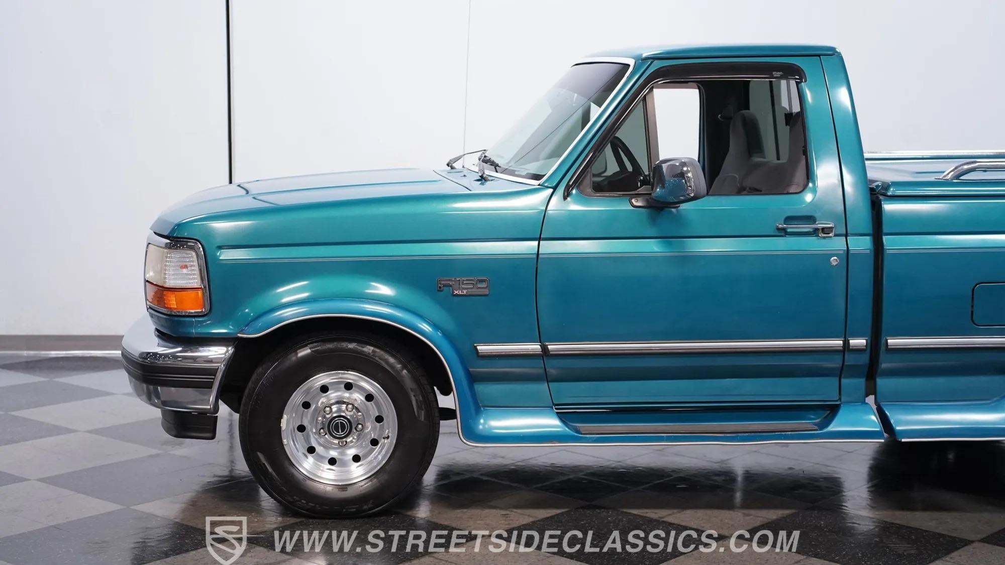 1996 Ford F-150 XLT