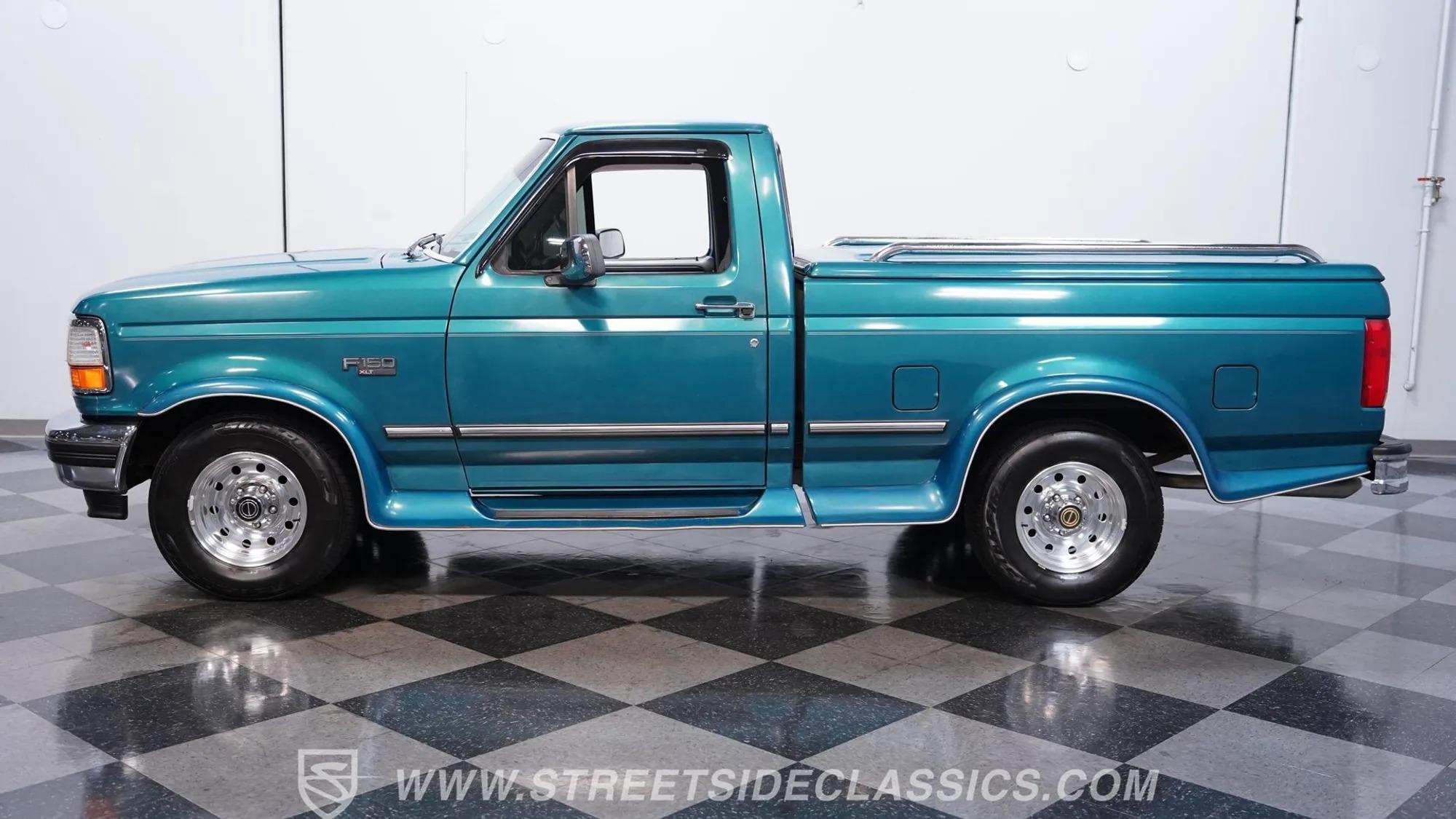 1996 Ford F-150 XLT - 2
