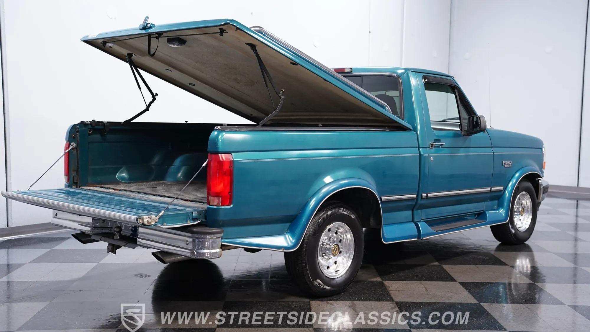 1996 Ford F-150 XLT
