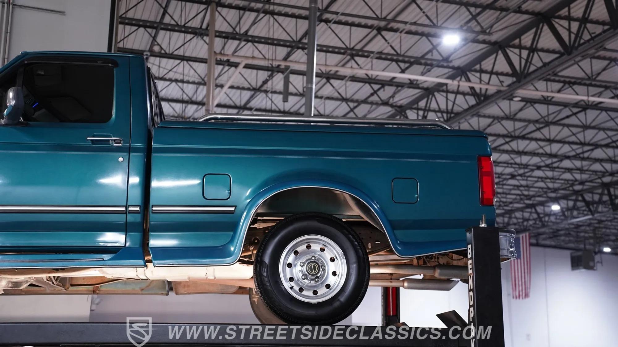 1996 Ford F-150 XLT