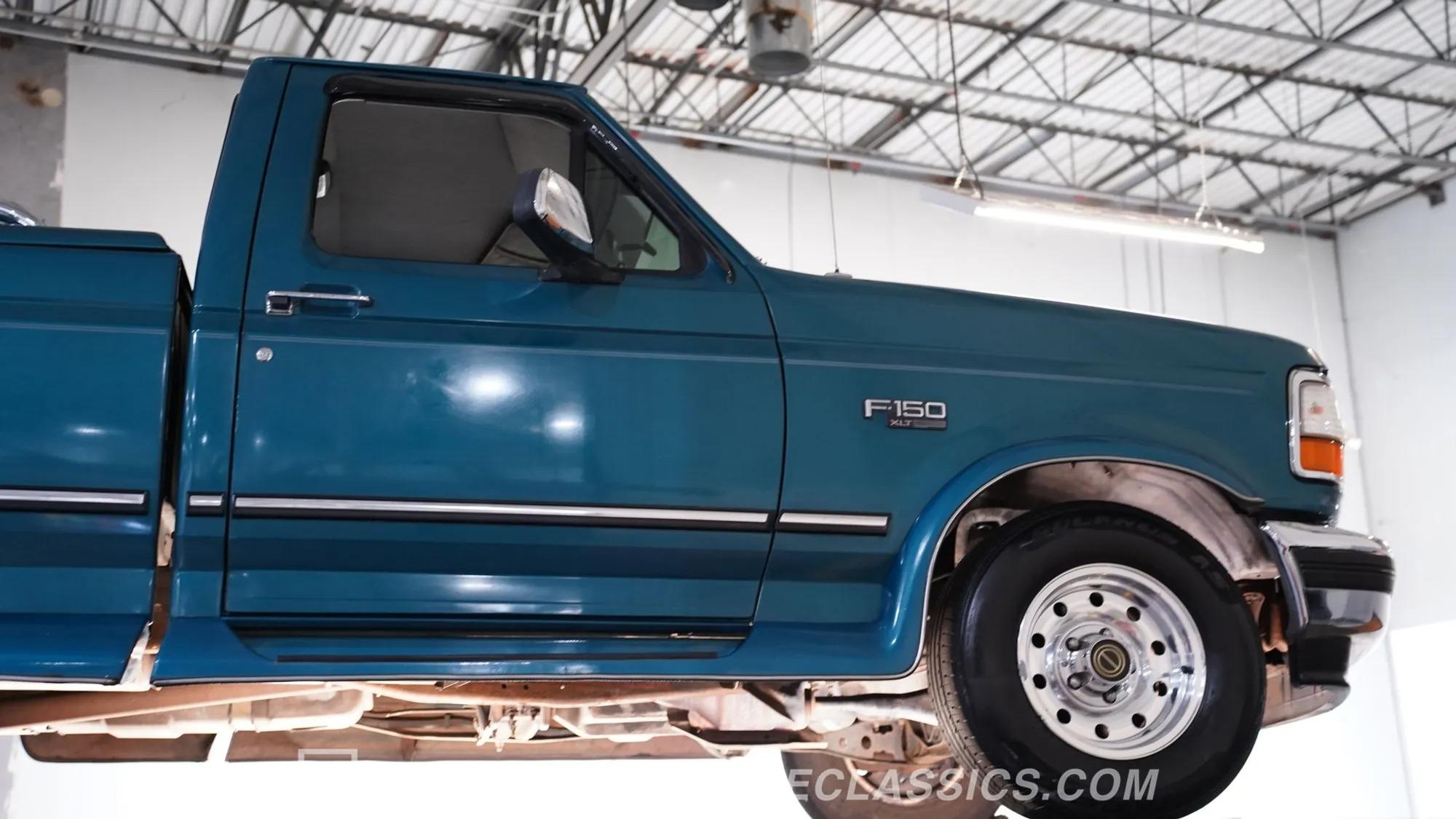 1996 Ford F-150 XLT