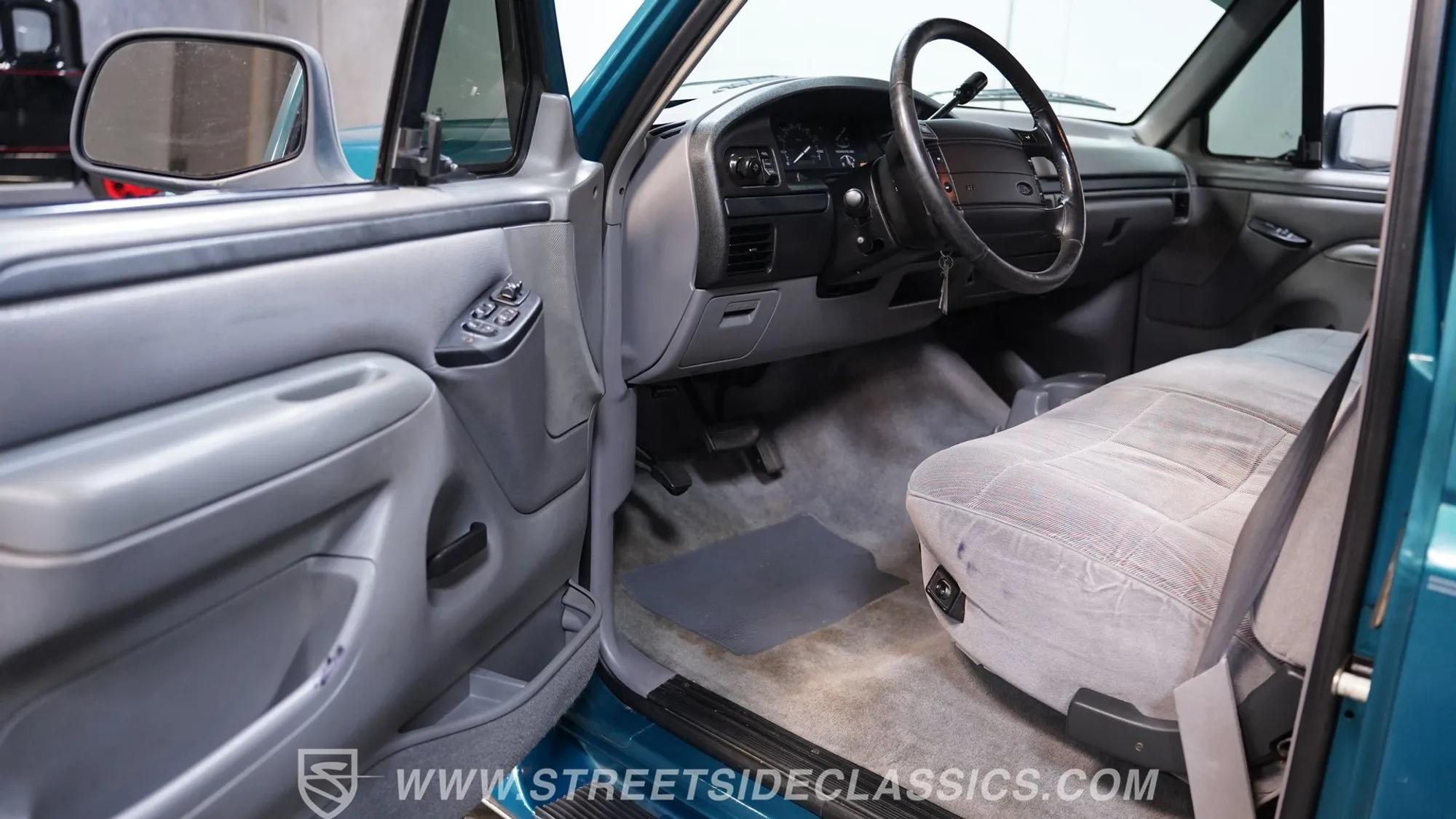 1996 Ford F-150 XLT