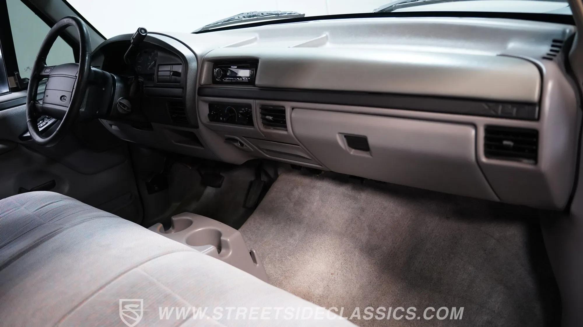 1996 Ford F-150 XLT
