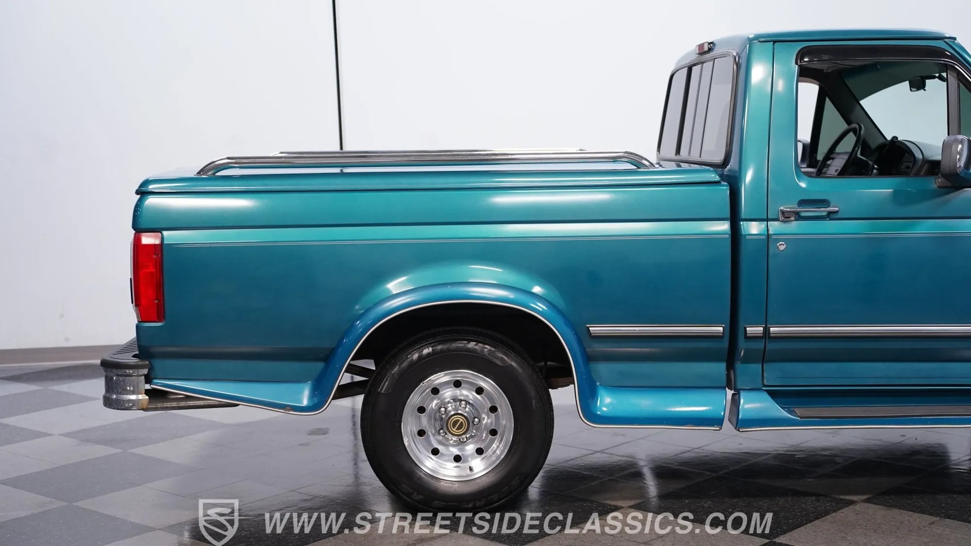1996 Ford F-150 XLT