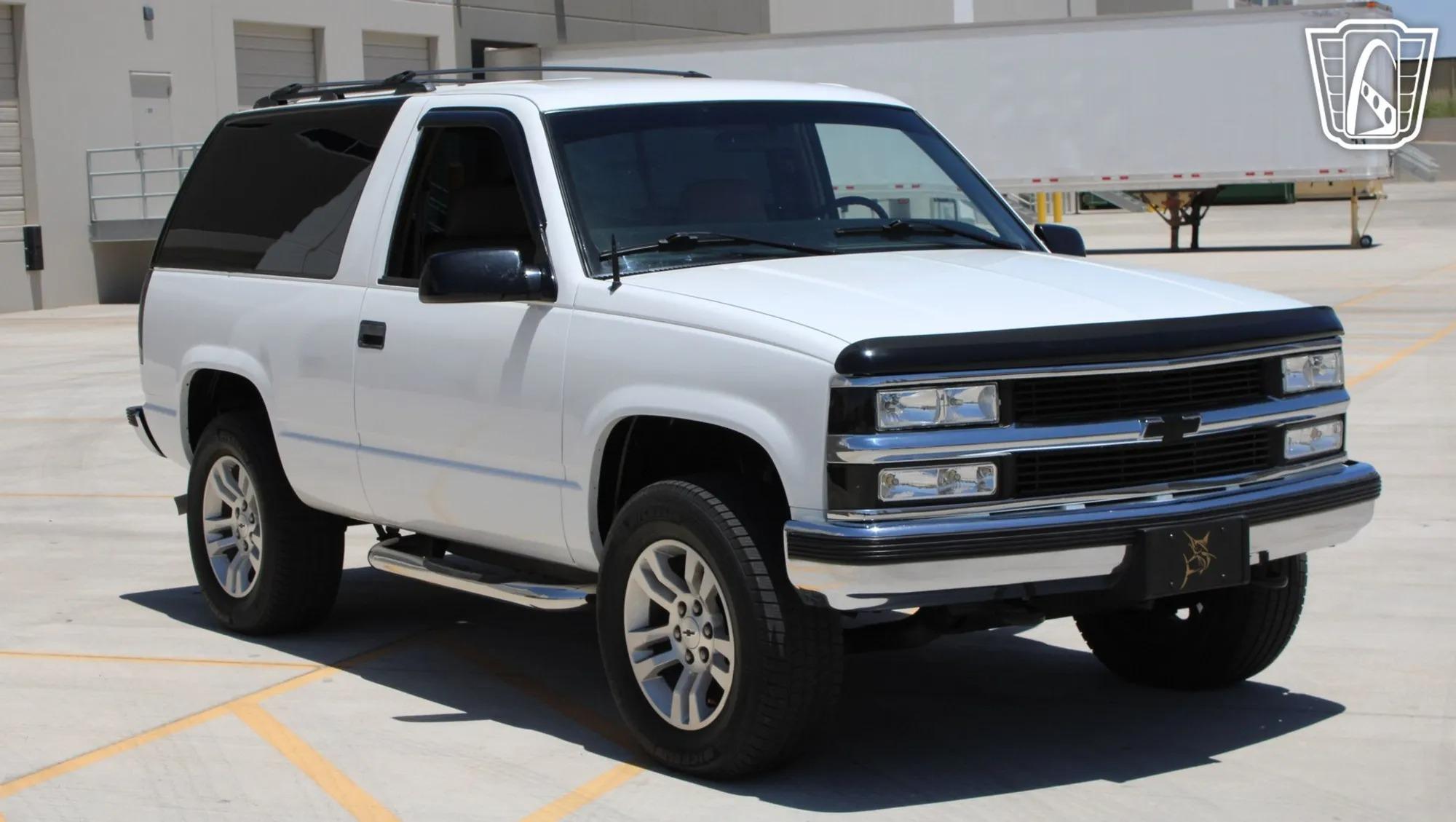 1999 Chevrolet Tahoe - 3