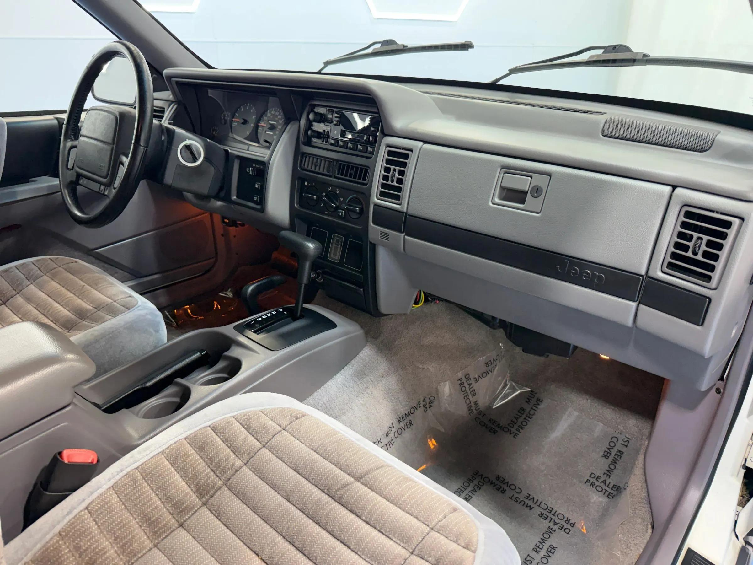 63k-Mile 1995 Jeep Grand Cherokee Laredo