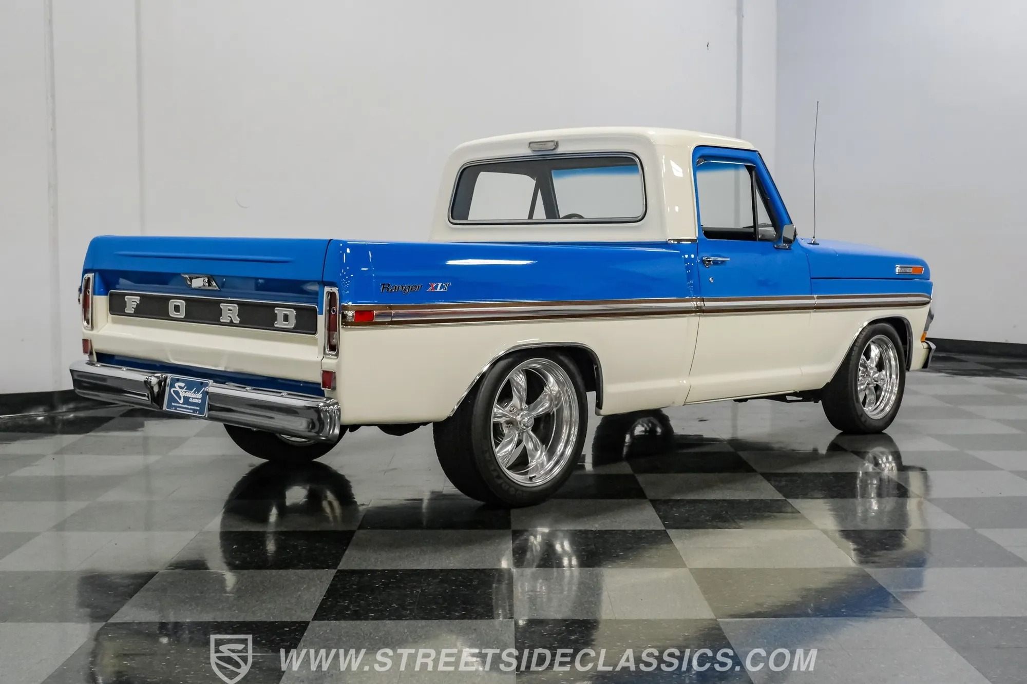 1972 Ford F-100 Ranger XLT Tribute