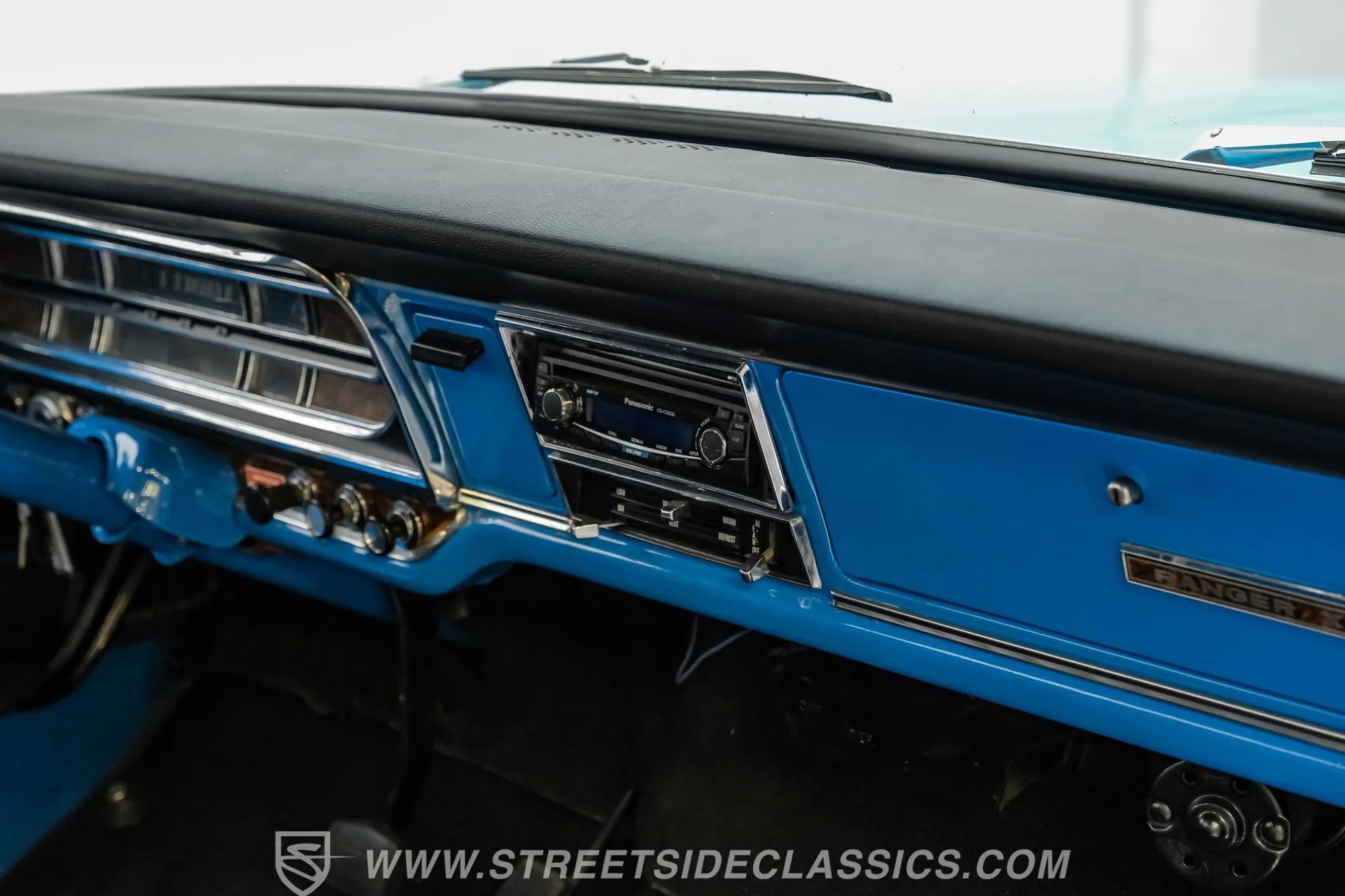 1972 Ford F-100 Ranger XLT Tribute