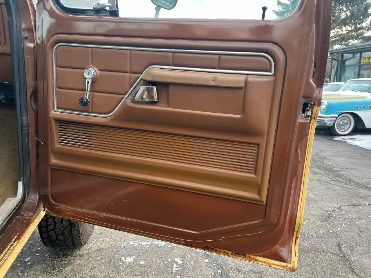 1975 Ford F-250 Highboy Ranger