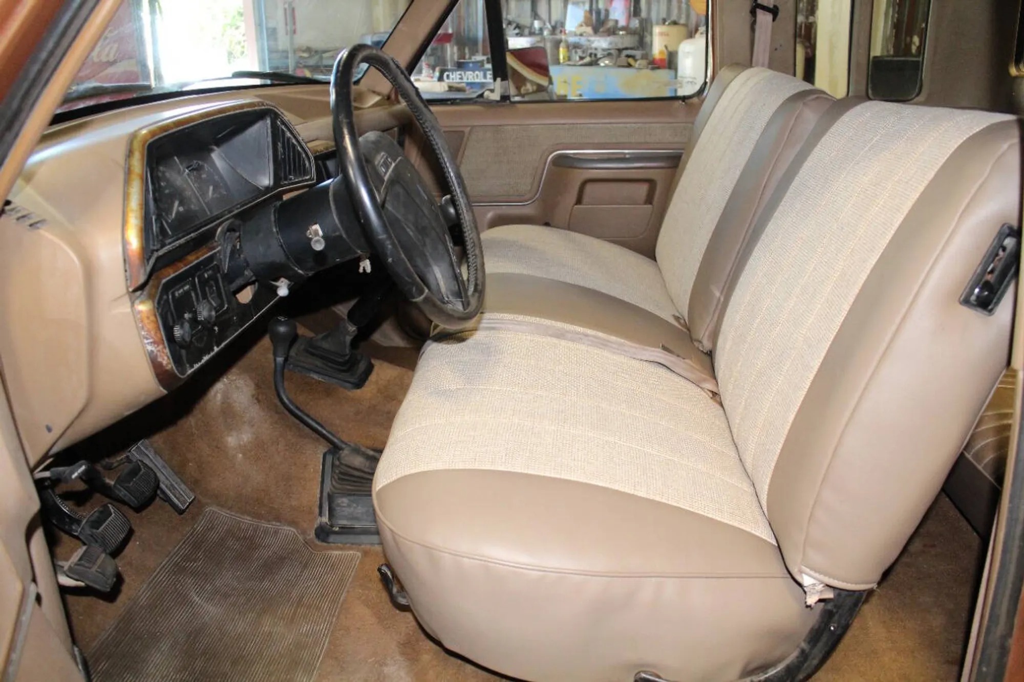 1990 Ford F-250 XLT Lariat